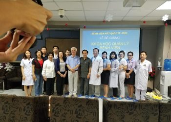 Bệnh viện Mắt Quốc tế DND hoàn thành xuất sắc Khóa học “Quản lý Bệnh viện”